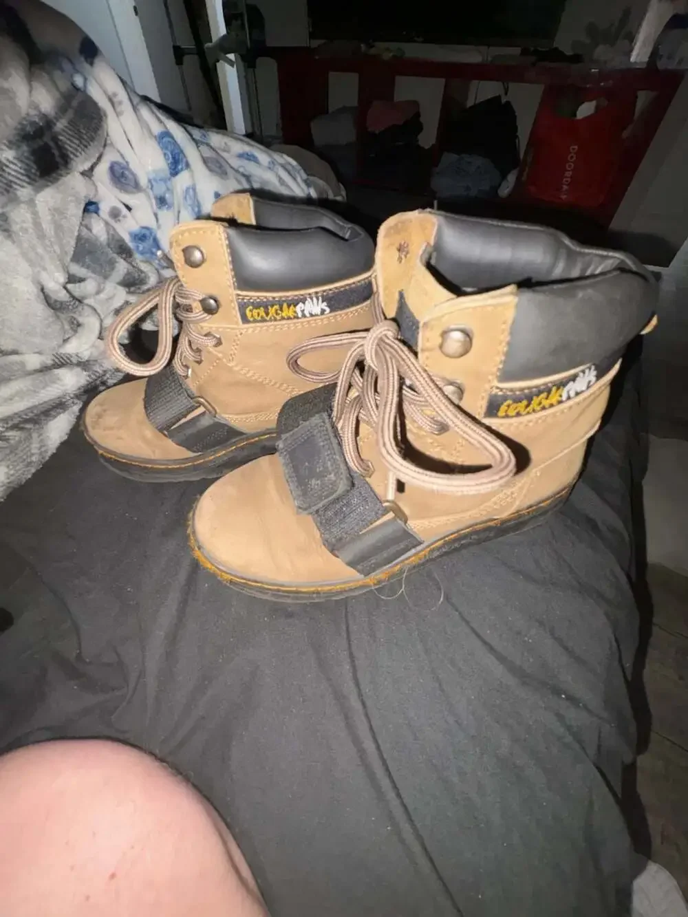 Cougar Paws PermaPaws Roofing Boots Tan Leather Size 5 Men / 6.5 Women (Style: C